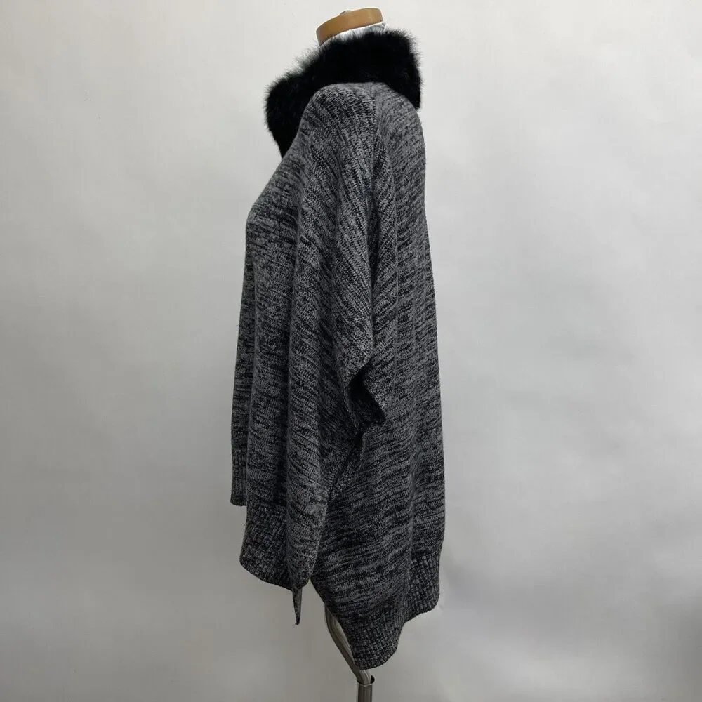 Stella + Lorenzo Poncho Sweater X-Small Small Black White Rabbit Fur Collar‎